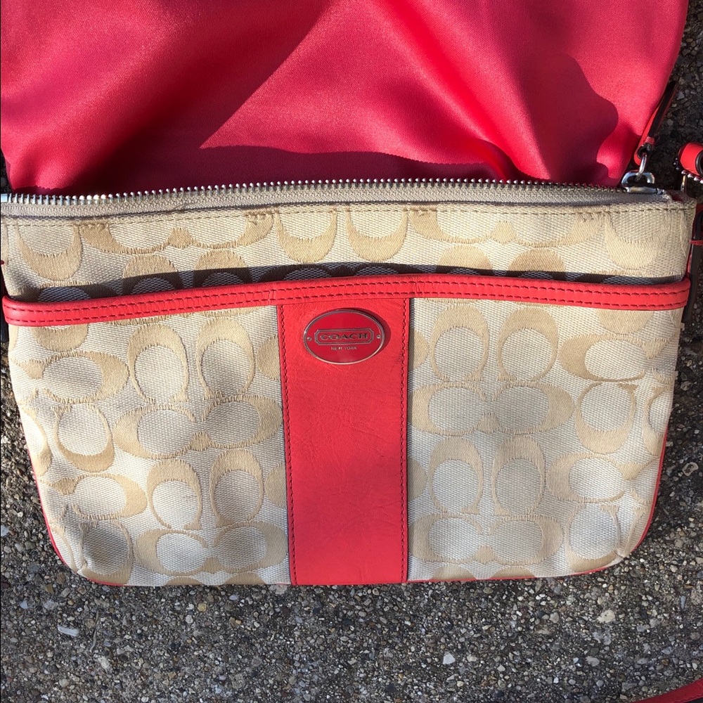 Coach Authentic Crossbody Pink And Tan Gem